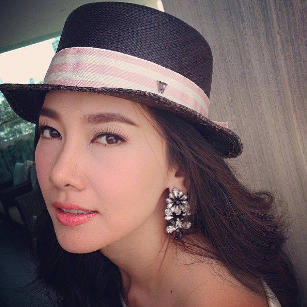 นุ่น วรนุช