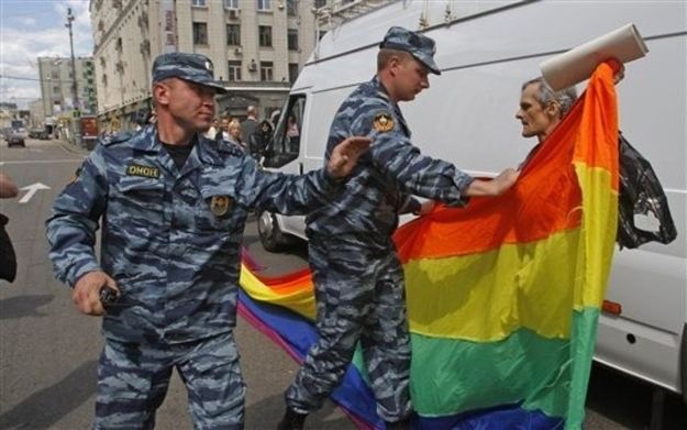ความรุนแรงจากกลุ่มต่อต้านLGBTในรัสเซีย