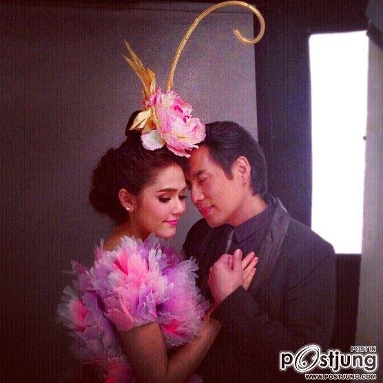ด่วนคะ แฟนคลับนางเอกสุดฮ๊อต ชมพู่ อารยา เอ.ฮาร์เก็ต โปรดเข้ามาฟังทางนี้คะ