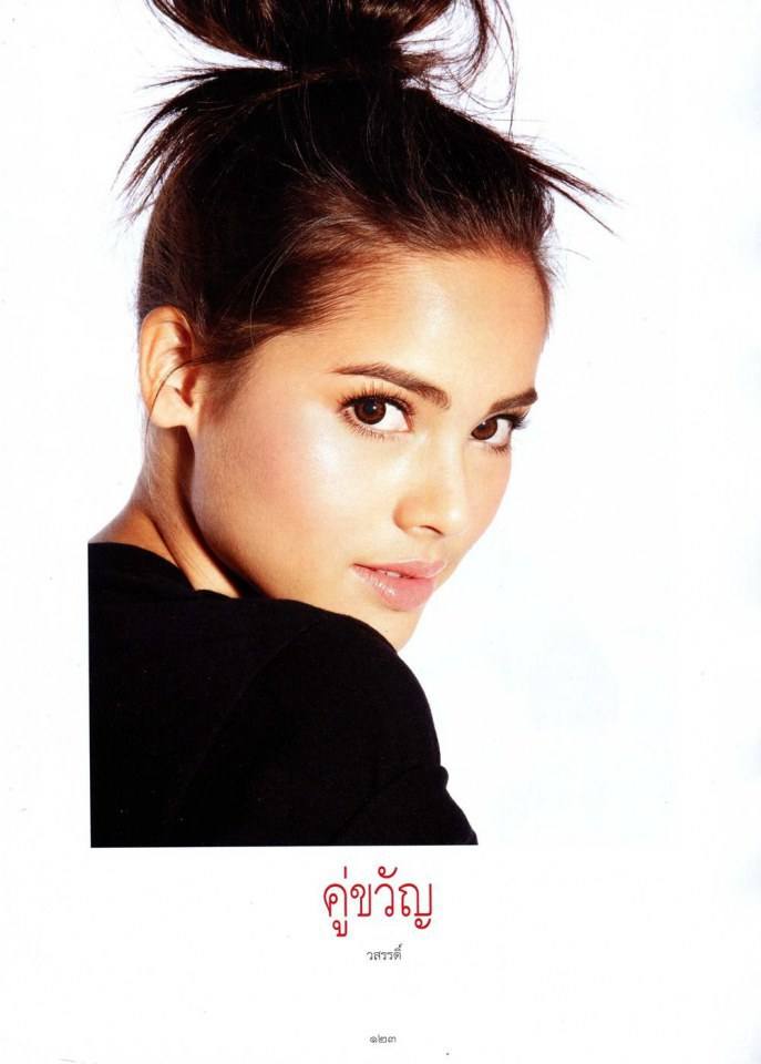 ญาญ่า อุรัสยา @ พลอยแกมเพชร vol.22 no.516 July 2013