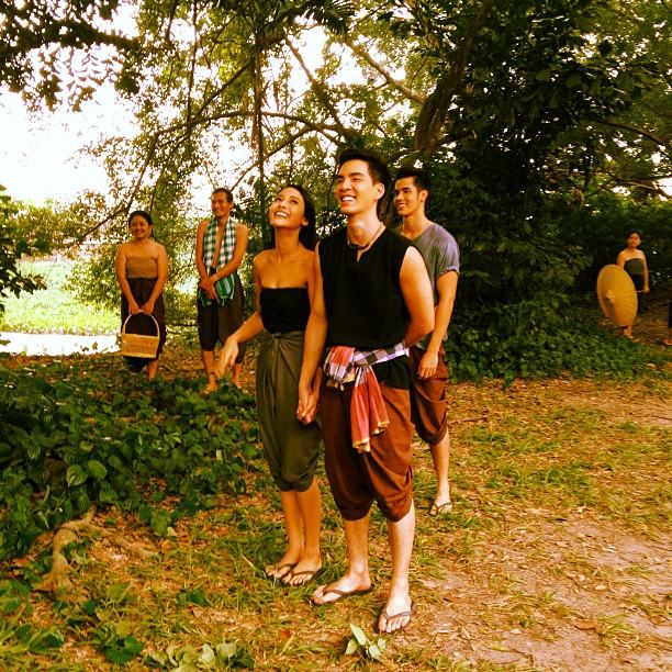 จัดเต็มเบื้องหลังเรือนกาหลง ละครที่หลอนที่สุดเเห่งปี