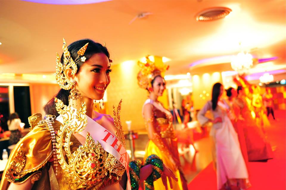 “อาหยก” บุษบรรณ ยืนไพโรจน์ Miss Southeast Asian Beauty Pageant 2013