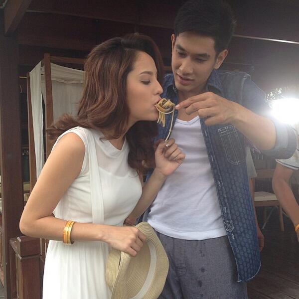 อัพเดตภาพ "อ๋อม-ขวัญ" ณ กองละครเจ้าสาวสลาตัน เห็นแล้วฟินเวอร์