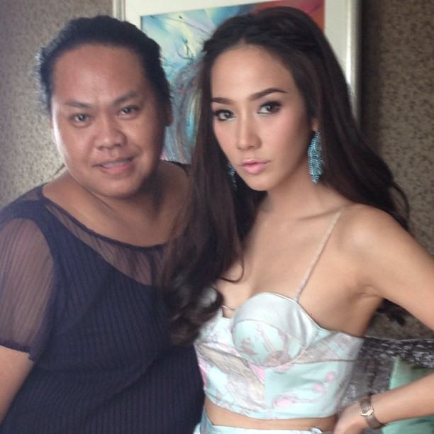 พี่อั้มสวยๆงานโตโยต้าหาดใหญ่ค่ะ