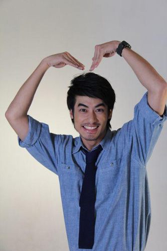ดาราชายในฝันของใครหลายคน 9