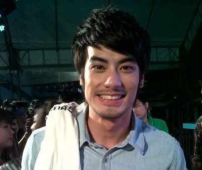 ดาราชายในฝันของใครหลายคน 9