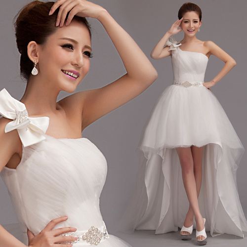 แฟชั่น ชุดยกน้ำชา สวยหวานและดูดี