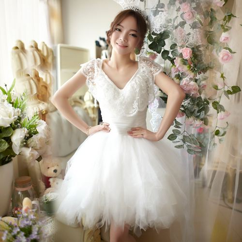 แฟชั่น ชุดยกน้ำชา สวยหวานและดูดี