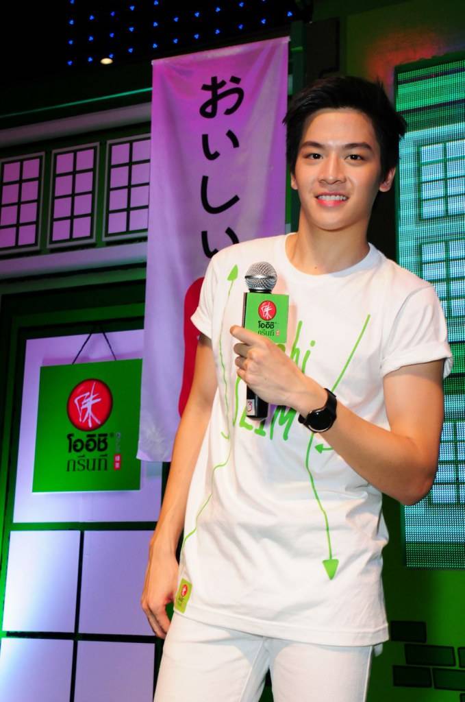 ต่อ เก้า มาร์ช ในงาน Slimtherone party