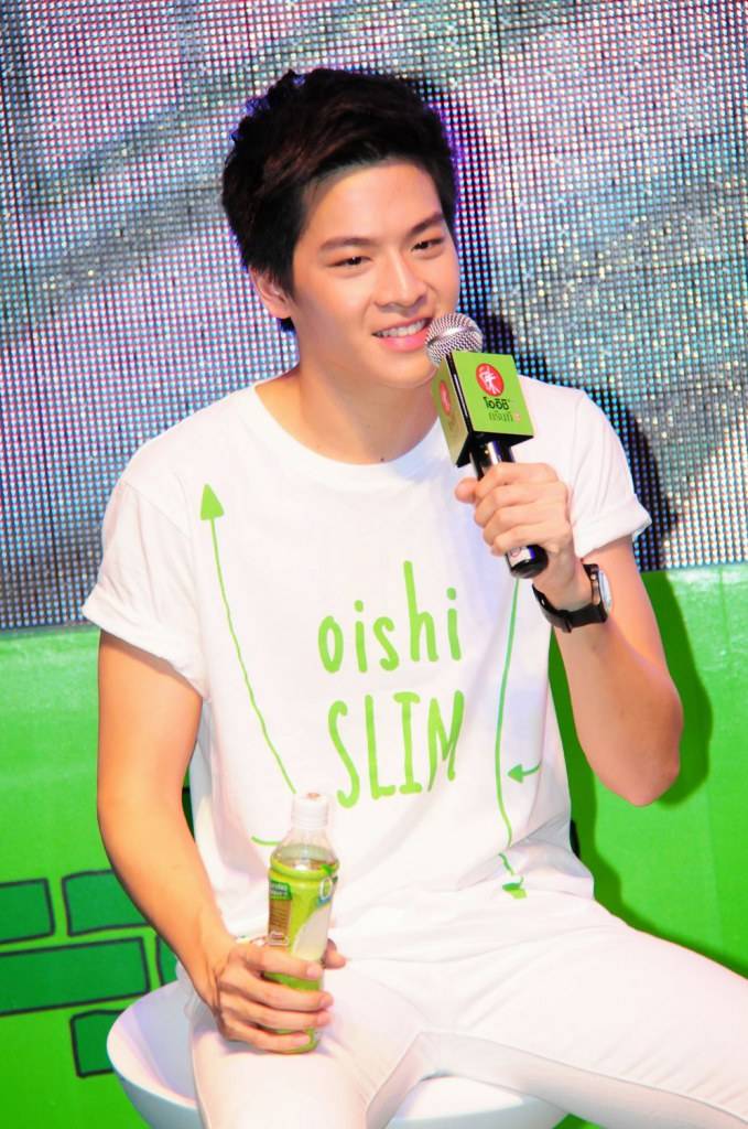 ต่อ เก้า มาร์ช ในงาน Slimtherone party