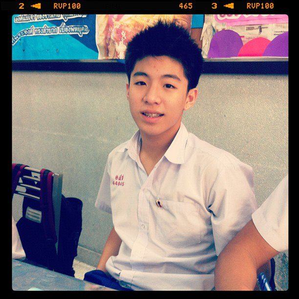 ละอ่อนมอปลายยย กิกิ