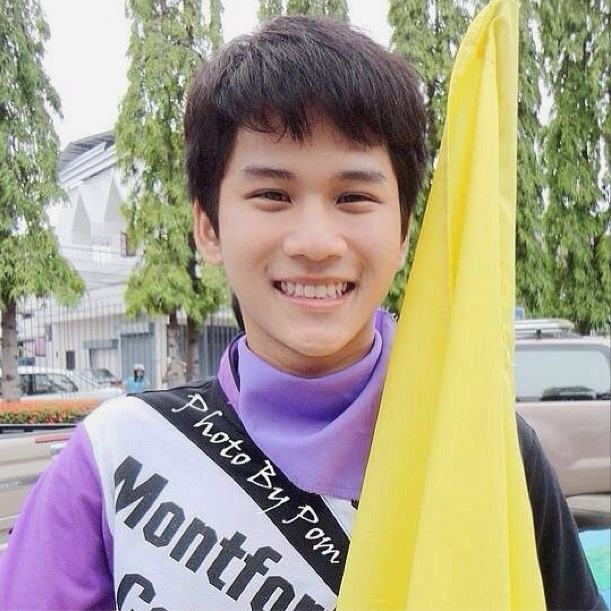 ละอ่อนมอปลายยย กิกิ