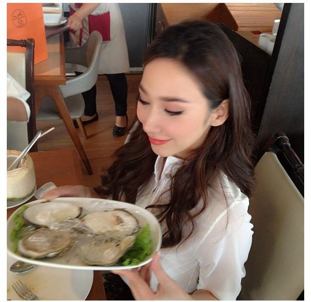 ซูมหน้า พัชราภา แบบชัดๆ สวยระดับHD