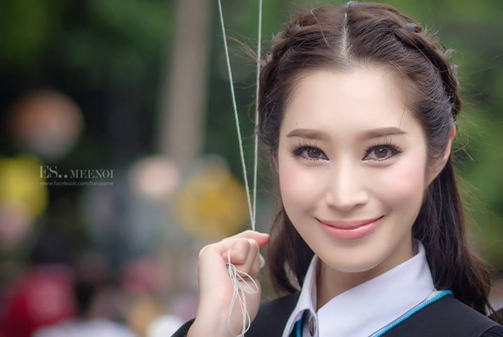 ฉัตร รับปริญญา