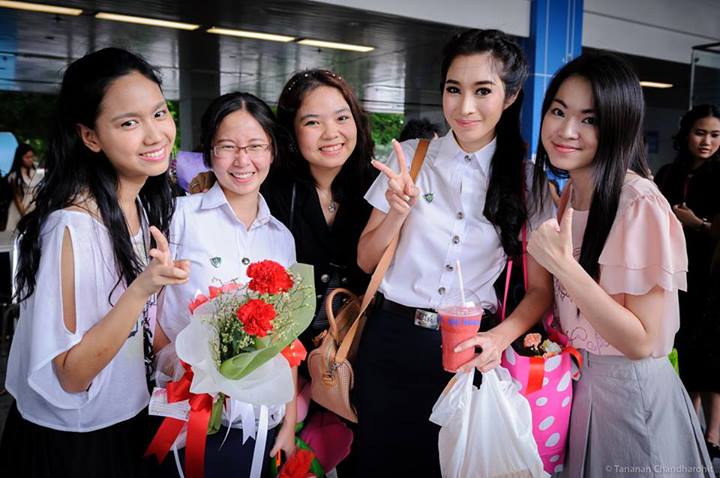 ฉัตร รับปริญญา