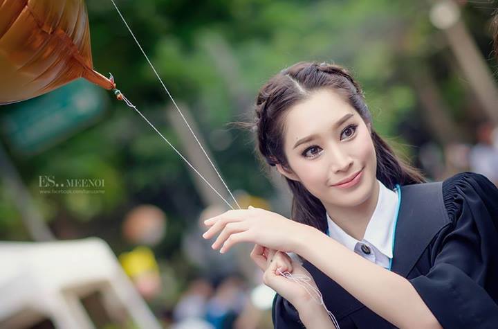 ฉัตร รับปริญญา
