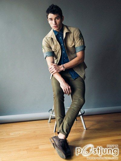 Andy Lamont by Christian Rios