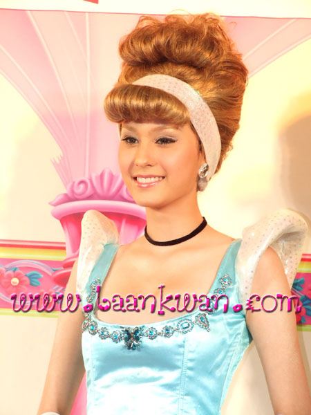 Princess Cinderella - Kwan Usamanee