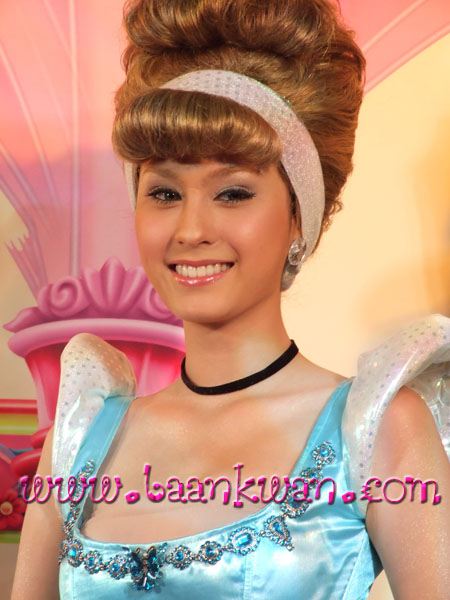 Princess Cinderella - Kwan Usamanee