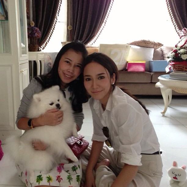 พี่อั้ม พัชราภา ทำบุญเนื่องในวันคล้ายวันเกิด คุณพ่อ สวย หน้าเด็ก น่ารักมากก