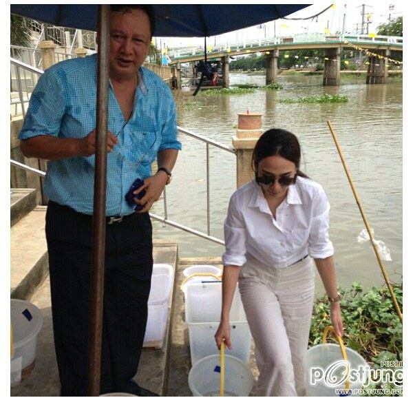 รวมภาพต่างๆ ของนางเอก ซุปเปอร์สตาร์ เบอร์หนึ่งของเมืองไทย อั้ม พัชราภา ในวันเกิดคุณพ่อของอั้ม