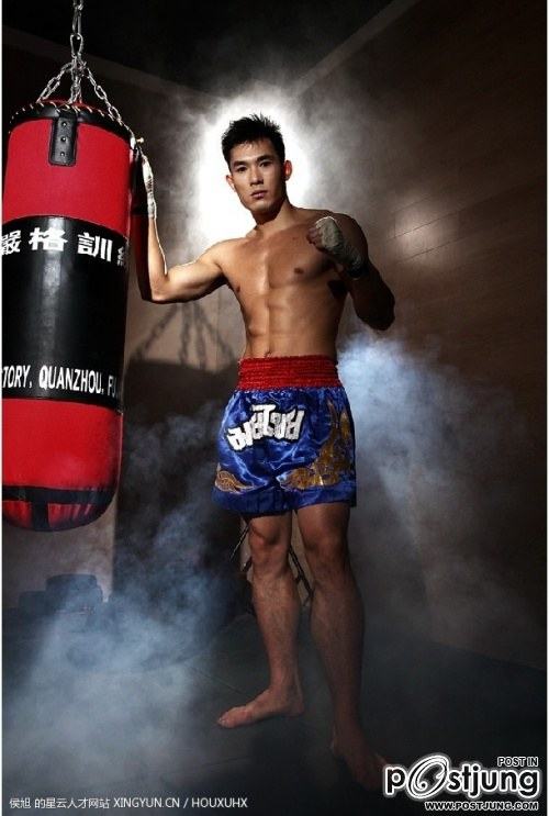 นักมวยคนนี้โอ๊ววหล่อม๊วกๆ