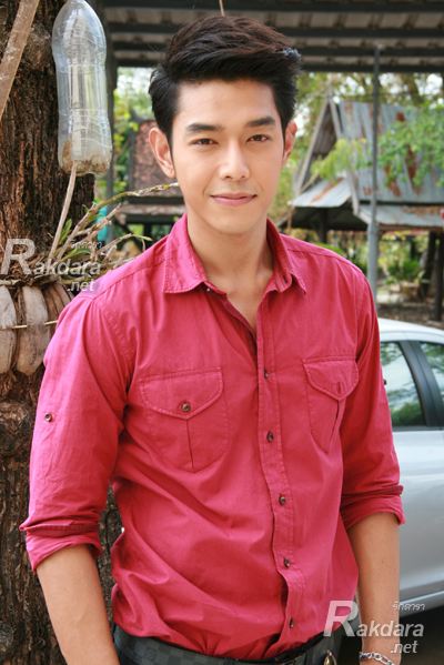ดาราชายในฝันของใครหลายคน 27