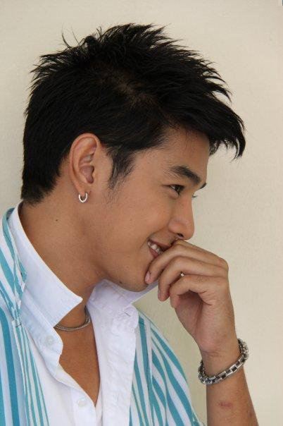 ดาราชายในฝันของใครหลายคน 27