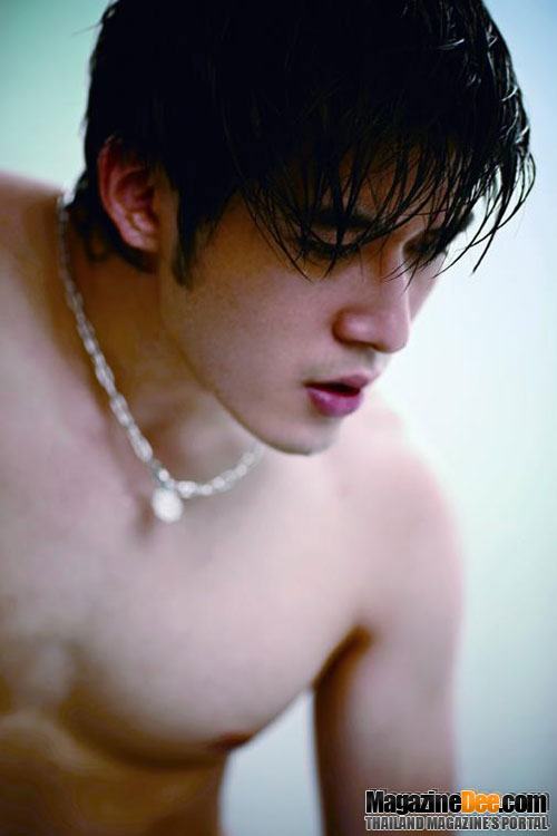 ดาราชายในฝันของใครหลายคน 33
