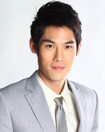 ดาราชายในฝันของใครหลายคน 34