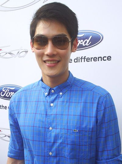 ดาราชายในฝันของใครหลายคน 34