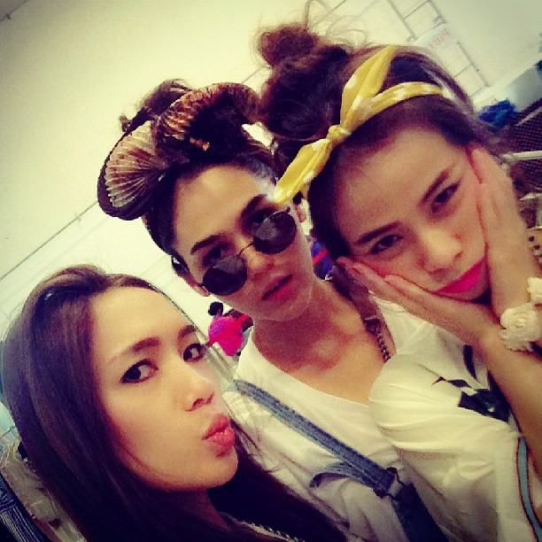 Cute apple with Araya.