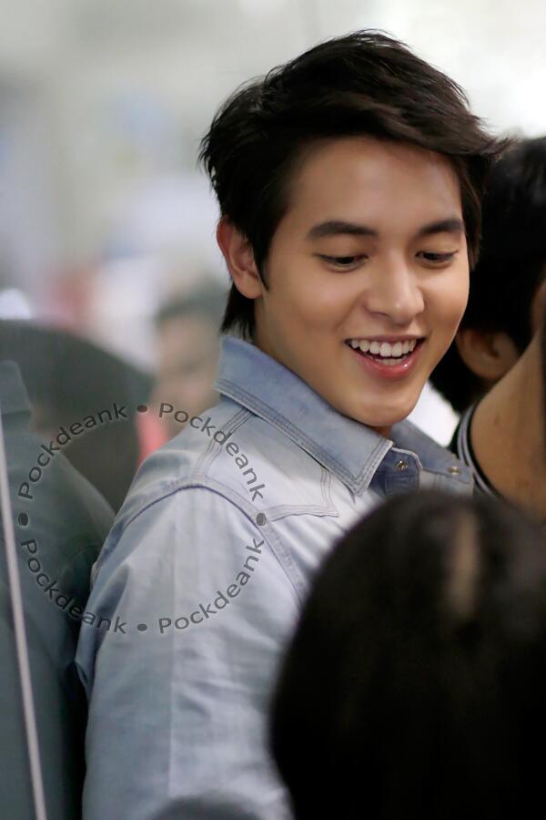 บางมุมกับชายยิ้มสวย เจมส์ จิ