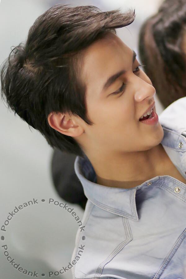 บางมุมกับชายยิ้มสวย เจมส์ จิ