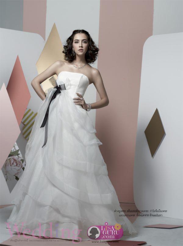 ซาร่า เล็กจ์ @ Wedding Magazine August 2013