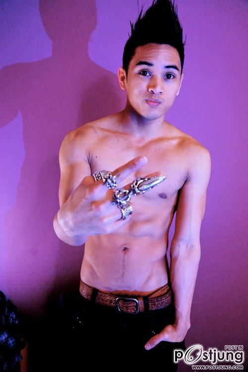 หล่อบ้างน่ารักบ้าง ๕
