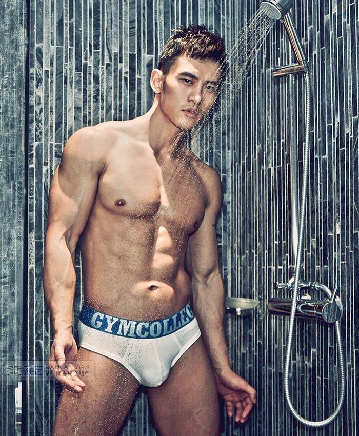 perseus men 74