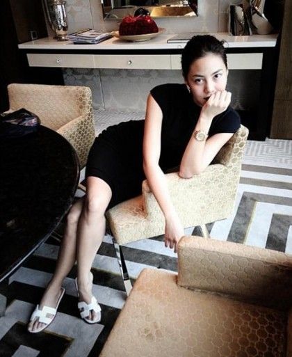 ยกเลิกจ้างเป็นพรีเซ็นเตอร์ 'เจนี่' สูญเงินหลายสิบล้าน
