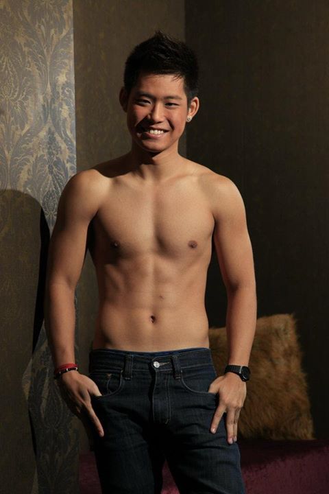 หนุ่มหล่อจากแดนสิงคโปร์