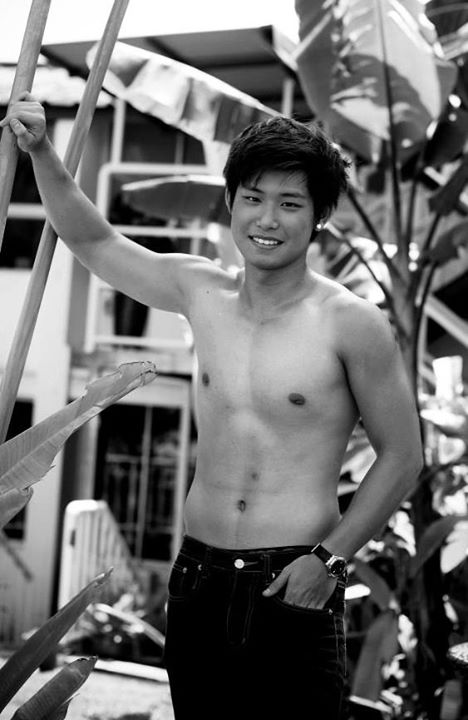 หนุ่มหล่อจากแดนสิงคโปร์