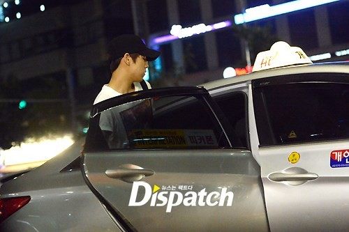 แอบถ่าย ไอยู อีฮยอนอู แอบไปดูหนังกลางดึกตามลำพัง