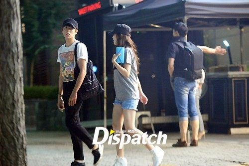 แอบถ่าย ไอยู อีฮยอนอู แอบไปดูหนังกลางดึกตามลำพัง