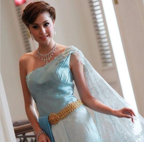 ขวัญ อุษามณี ถ่ายแบบ นิตยสาร I DO