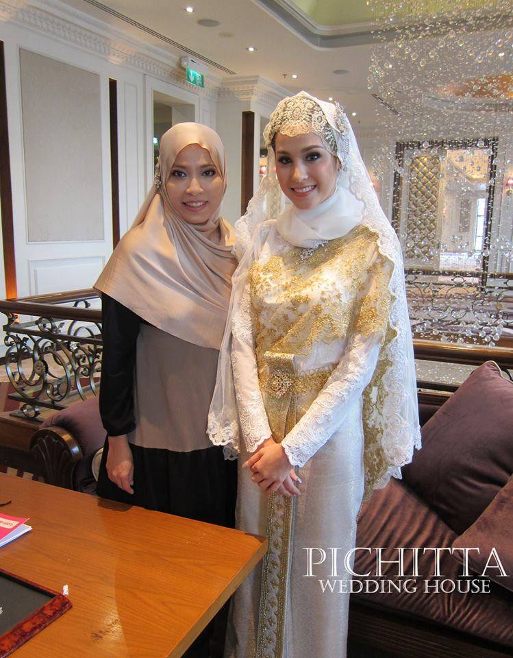 ขออนุญาตเจ้าของรูปนะคะ ที่มา : https://www.facebook.com/pichitta.weddinghouse
