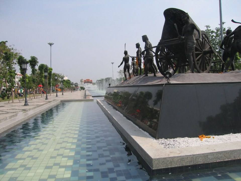 อนุสรณ์สถาน