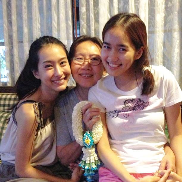 ความน่ารักของแม่ลูกดารา รับวันแม่ 2556