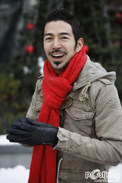31-year-old director/model 쿨케이 (Cool K)