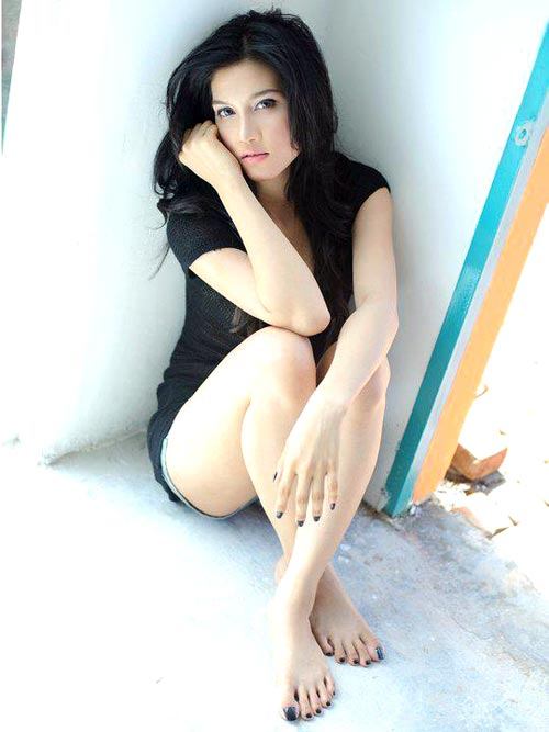 บีรียา​ ดาราเขมรหน้าใหม่สวยน่ารัก