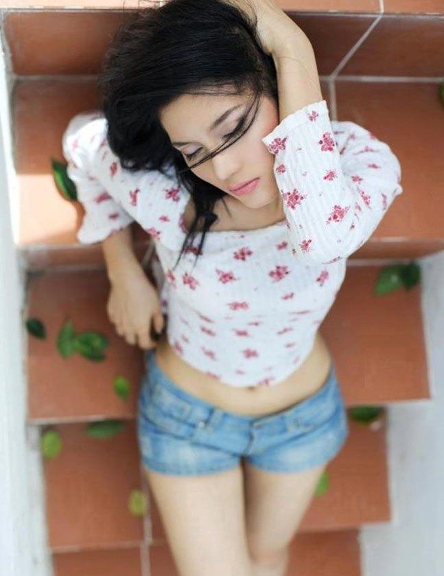 บีรียา​ ดาราเขมรหน้าใหม่สวยน่ารัก