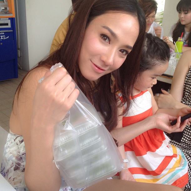 คลิปพี่อั้ม พัชราภากับ น้องณดา น่ารักมากมาย